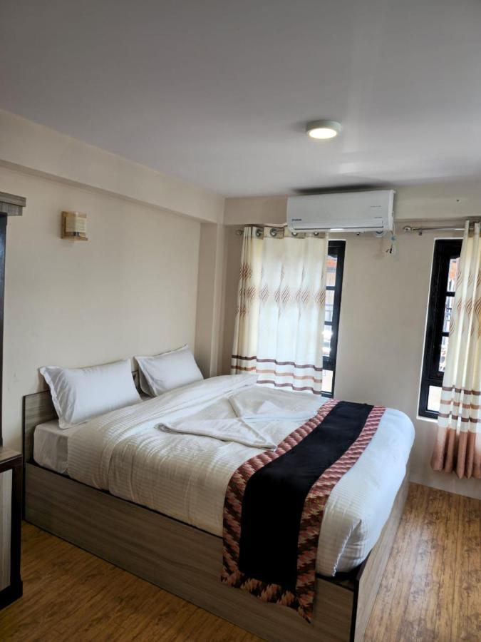 Hotel Durbar Side Bhatgoan Buitenkant foto