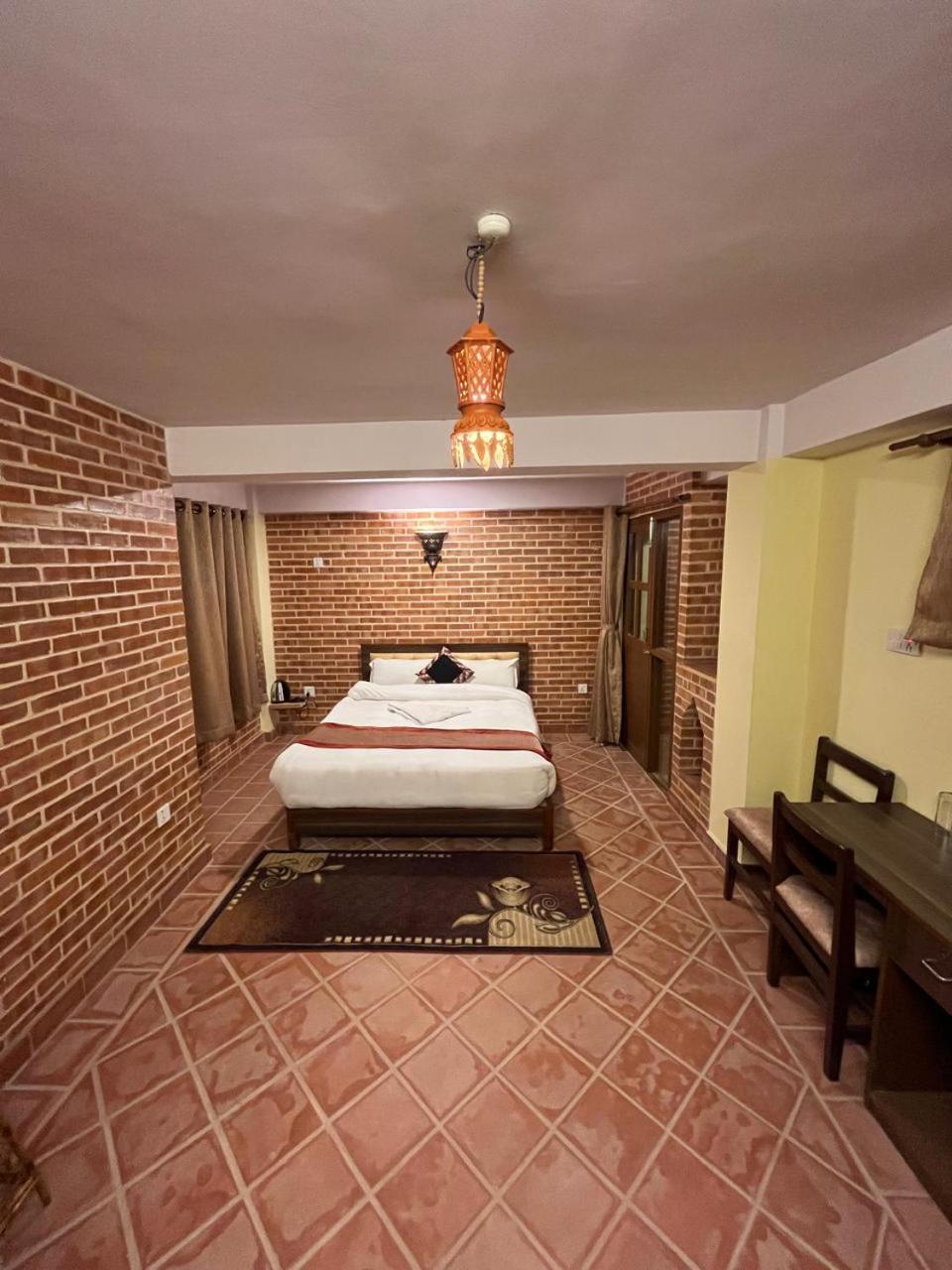 Hotel Durbar Side Bhatgoan Buitenkant foto